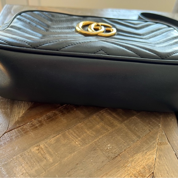 Gucci GG Marmont Small Shoulder bag - Picture 7 of 8